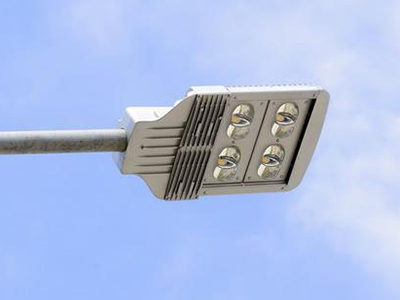 LED路灯怎样真正实现节能环保长寿命